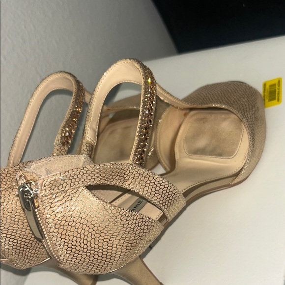 Alex Marie Shimmering Gold Heels - Picture 9 of 9